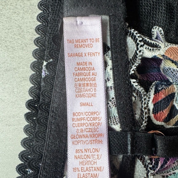 NWOT Savage X Fenty Unlined Floral Embroidered Black Bralette - Picture 6 of 8
